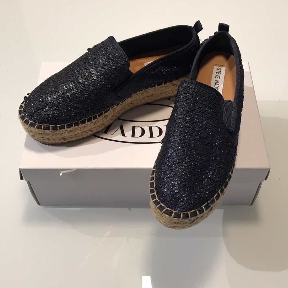 Size 6 1/2 - Steve Madden Sequin Espradilles 💙